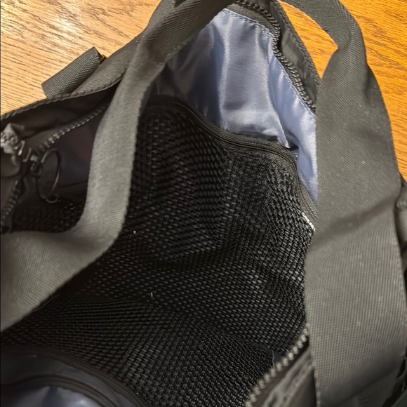 Adidas gym bag - Picture 3 of 3